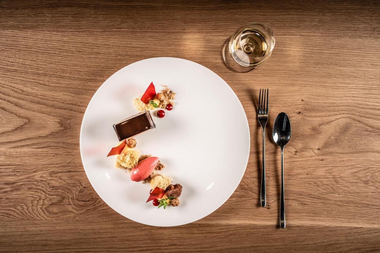 Hotel My Arbor - Dolomites Brixen Exterior foto A dessert