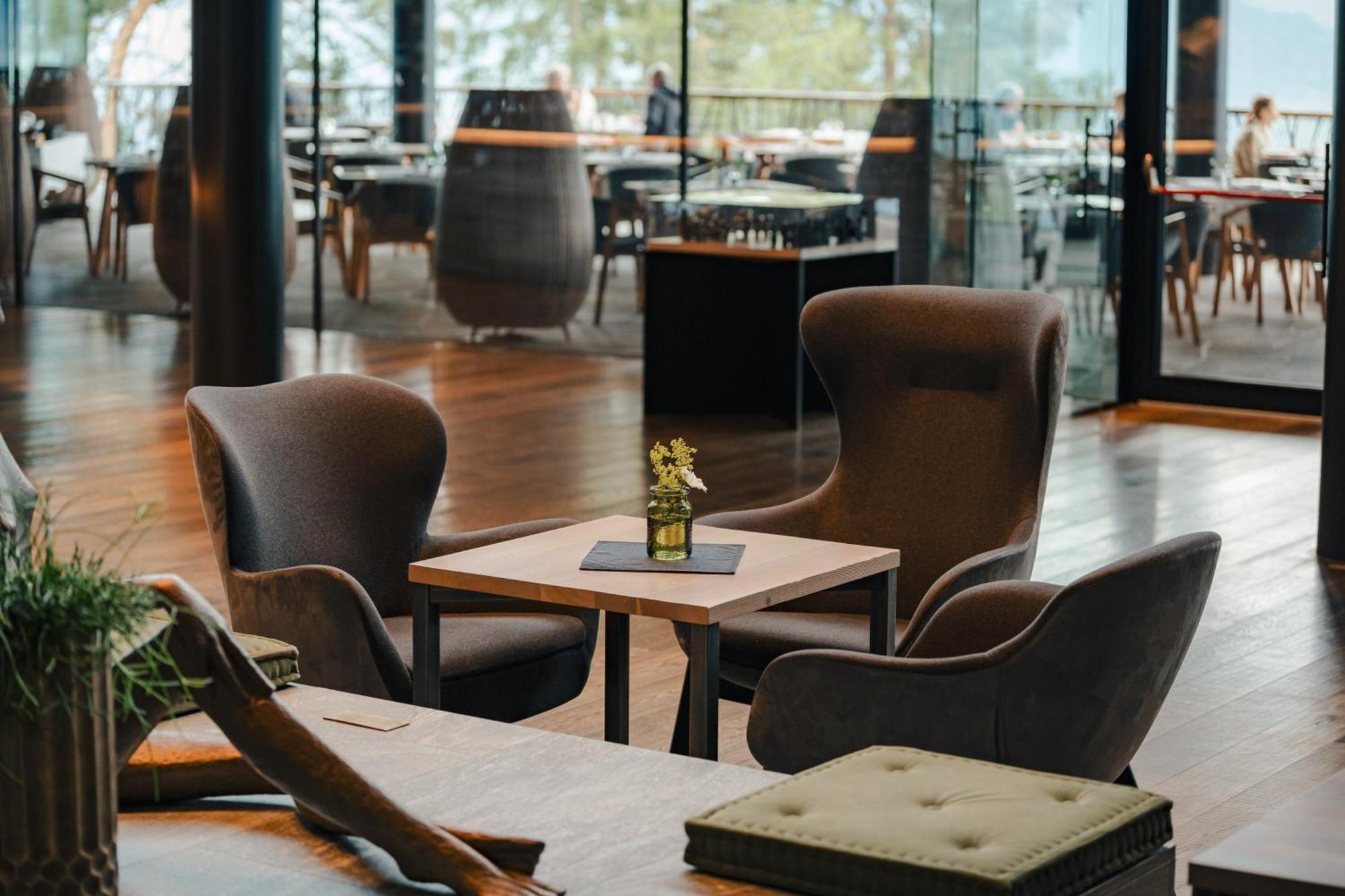 Hotel My Arbor - Dolomites Brixen Exterior foto The lounge at the airport